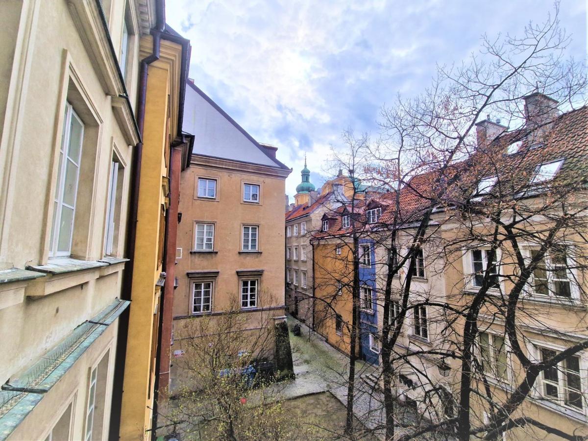 J&W Apartments Swietojanska Rooms Варшава Екстер'єр фото